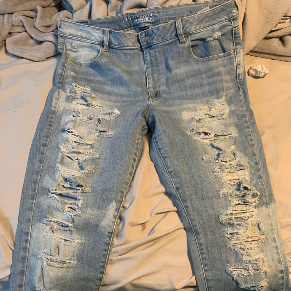 American eagle ripped jeggings